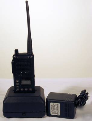 Icom ic-F4TR uhf 250 ch trunking radio w/rapid charger