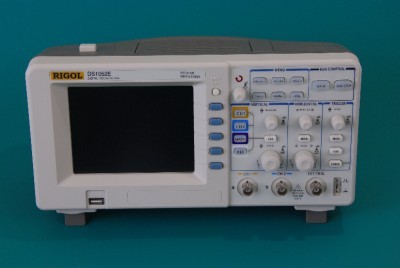 Rigol DS1052E 2 channel 50 mhz scopemeter 1 gsa/s 1MPTS