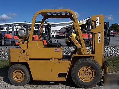 Caterpillar 8000 lb pneumatic forklift 1980 year