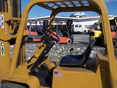 Caterpillar 8000 lb pneumatic forklift 1980 year