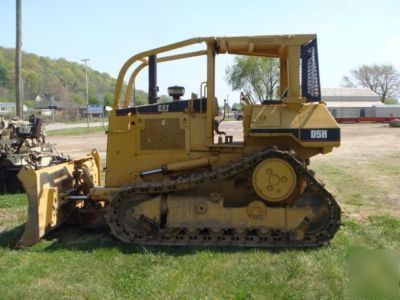 Caterpillar D5H dozer lowered 