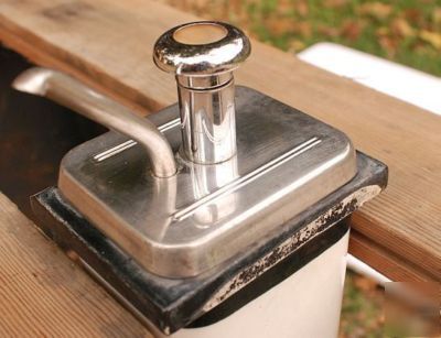 Vintge coorsite porcelain soda fountain syrup dispenser
