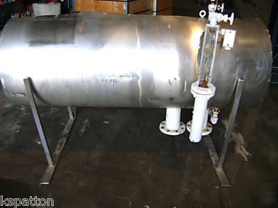 Amonnia receiver storage tank 32