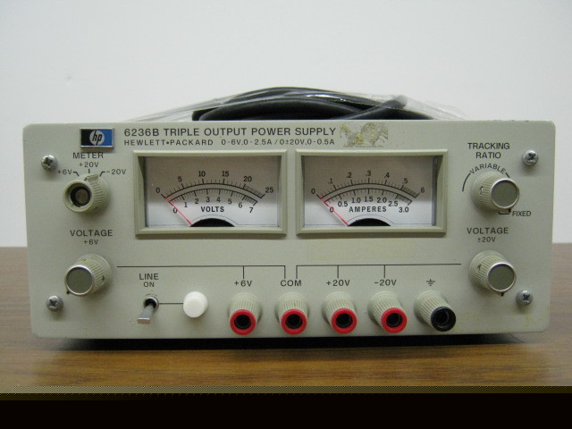 Hp agilent 6236B triple output +/- 20V 0.5A, 6V 2.5A ps