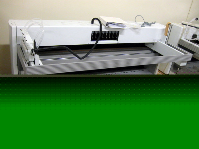 Tecan robotic liquid handler genesis workstation 200 rw