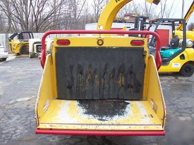 Wood brush chipper vermeer model BC1000XL