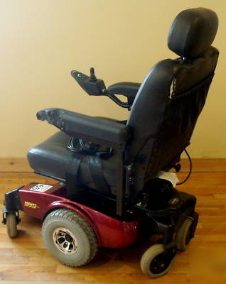 Invacare pronto M51 power wheel chair with surestep red