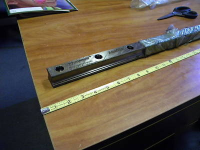 Linear bearing thomson shaft cnc accuglide RG30NL1160