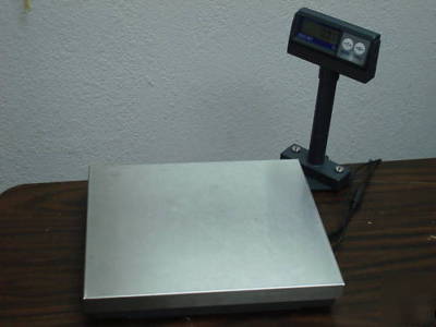 Mettler toledo 8217 30LB ss platter tower lcd pos scale