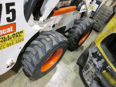2008 bobcat S175 skid steer loader low hours 