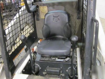 2008 bobcat S175 skid steer loader low hours 