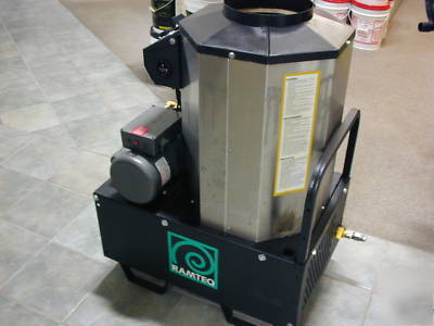 Hot water natural gas 220 volt pressure/power washer 
