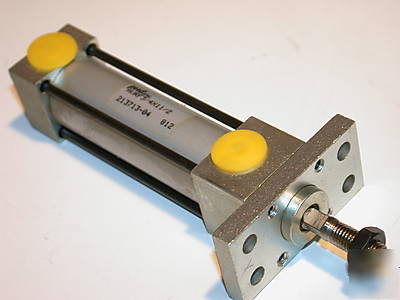 New 3 phd air cylinders 1 1/2