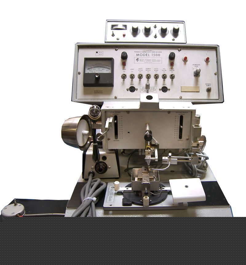 Ultrasonic thermocompression wire bonder / veen bonding