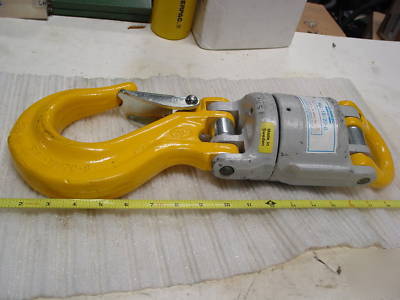 New gunnebo 12.5 ton swivel hook skl-18/20-8 