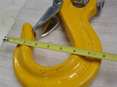 New gunnebo 12.5 ton swivel hook skl-18/20-8 