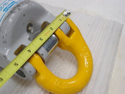 New gunnebo 12.5 ton swivel hook skl-18/20-8 