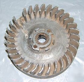 Briggs & stratton 8B-R6 flywheel