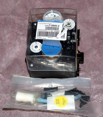 New johnson controls receiver controller t-5800-2 