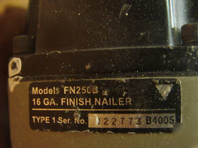 Porter cable FN250B finish nailer nail gun 16 guage