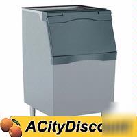 Scotsman 30IN plastic top-hinged 536LB ice storage bin