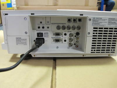 Mitsubishi XL5980U 5500 lumens projector business educa