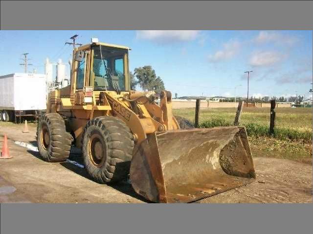 Wheel loader case 721B fully enclosed cab w/ heat & ac