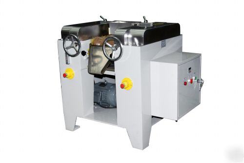 New three 3 roll mill 6