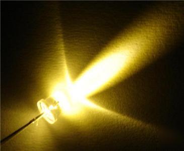 100 pcs 5MM warm white led lamp ultra bright 200 resist