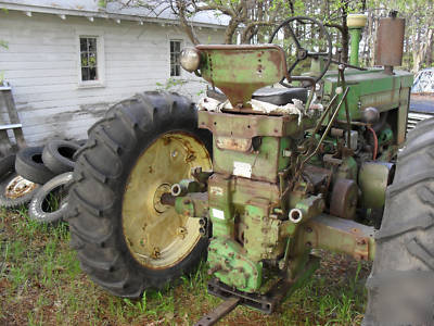 1958 john deere 720 diesel tractor. great to restore