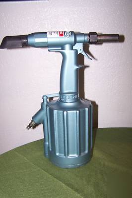 New rebuilt huck gun model 212 1/4
