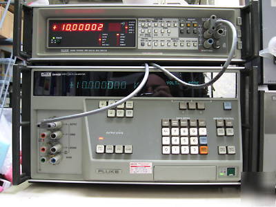 Fluke 5440B dc voltage standard