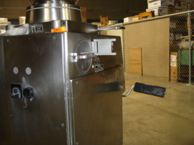 Handtmann vf 200 sausage stuffer in excellent condition