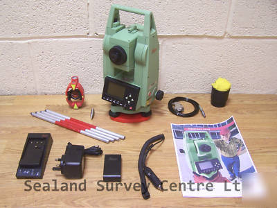 Leica TC307 total station - surveying equipment