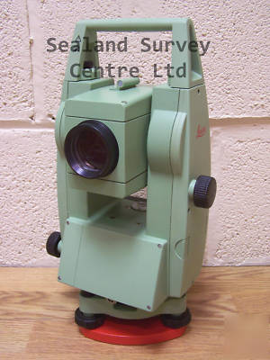 Leica TC307 total station - surveying equipment