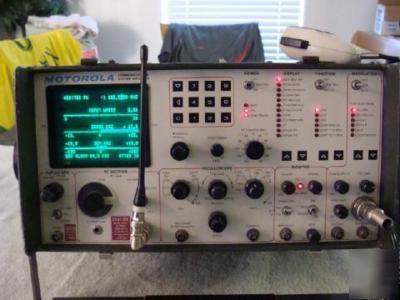 Motorola r-2001A communications system analyzer R2001A