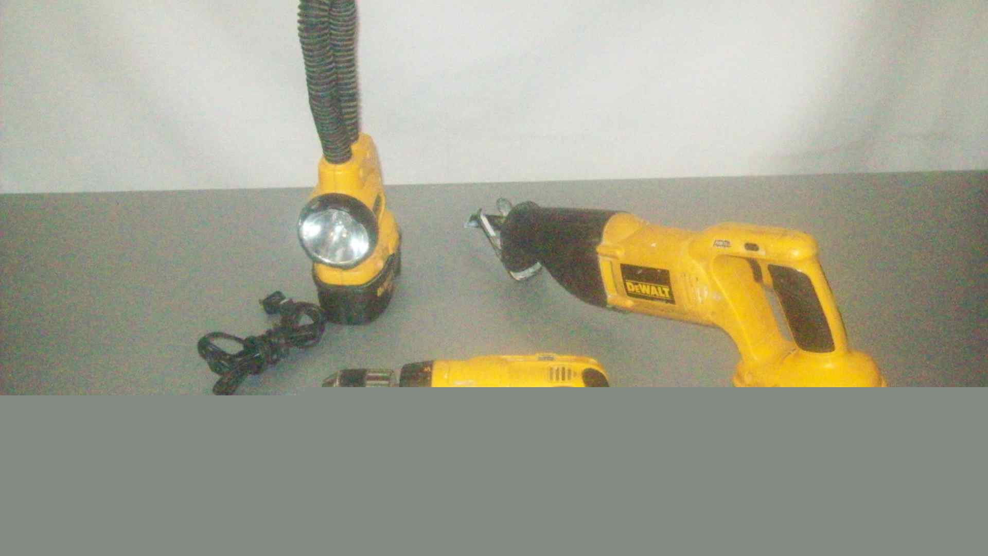 Dewalt 3 for 1 combo reciprocating saw, light, drill 