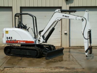 2005 bobcat model 341 mini excavator with only 986 hrs 