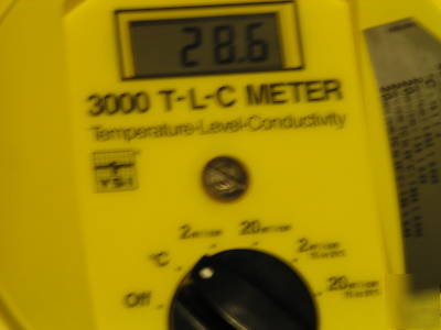 New ysi 3000 temp/level/conductivity well testing meter 
