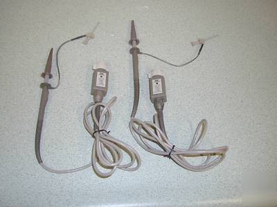 Pair of tek P6137 400MHZ oscilloscope probes