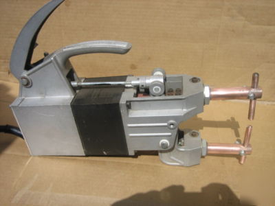 Reconditioned 2 kva hand held spot welder 