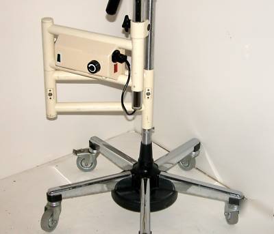 Leisegang 1D3, three magnification ob/gyn colposcope A1