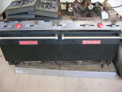 Vulcan 6 burner-plus griddle- 2 oven -lp - pickup only