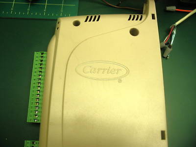 Carrier 3V universal ddc controller 33UNIVCTRL-01 ccn