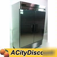 Used true mfg. restaurant reach in cooler refrigerator