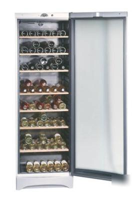 Summit silver exterior 120-bottle display wine cellar