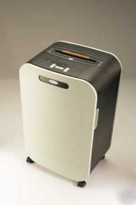 Gbc RDX1619 shredmaster confetti shredder w/$100GIFTCAR