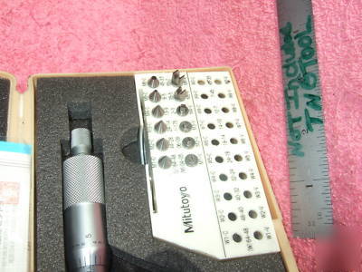 New thread micrometer mitutoyo 126-137 w/anvils ovr 800 