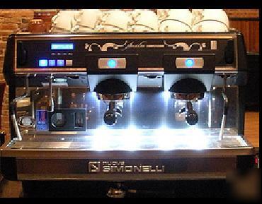 New simonelli aurelia semi 2 gr espresso machine -wbc - 
