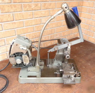 Rouse hand milling machine reconditioned + fixture